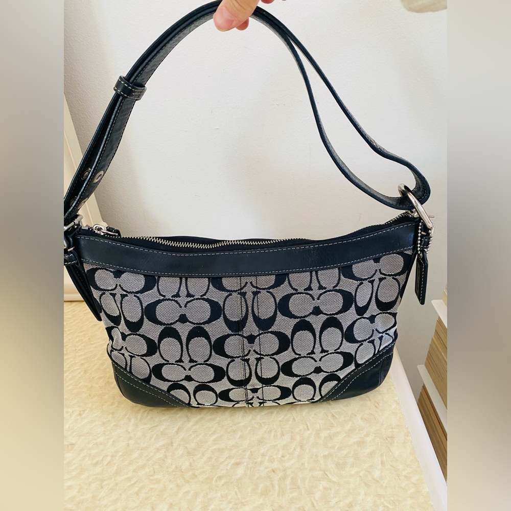 Stylish Black and Gray Handbag